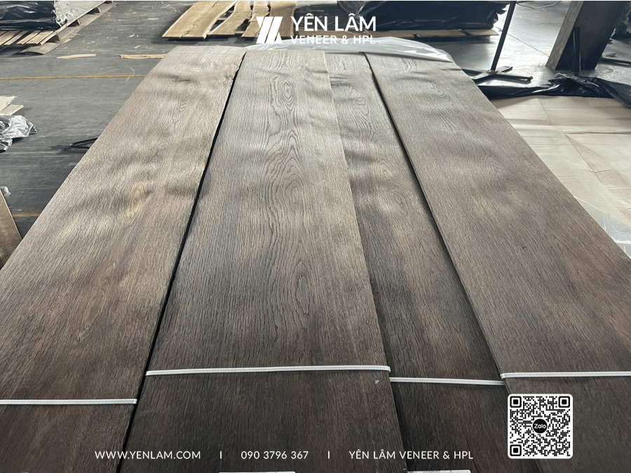 veneer sồi hun khói