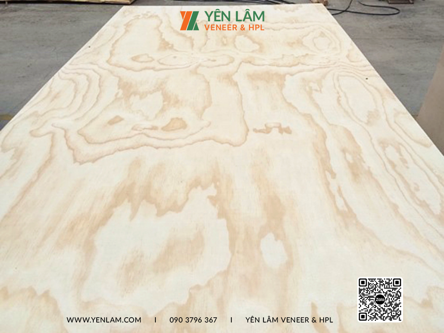 Veneer thông vân random 